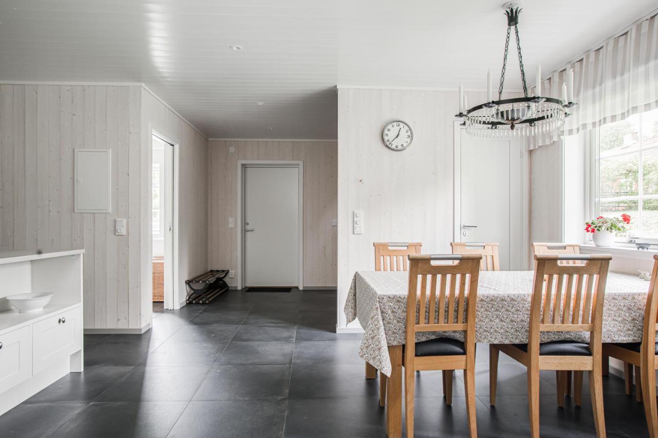 Solar Lake Cottage Jonkoping Ngoại thất bức ảnh